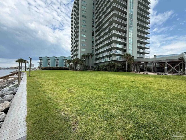 Building Photo - 1200 Fort Pickens Rd