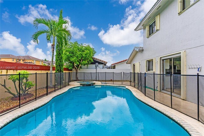 Building Photo - 14011 SW 156th Terrace