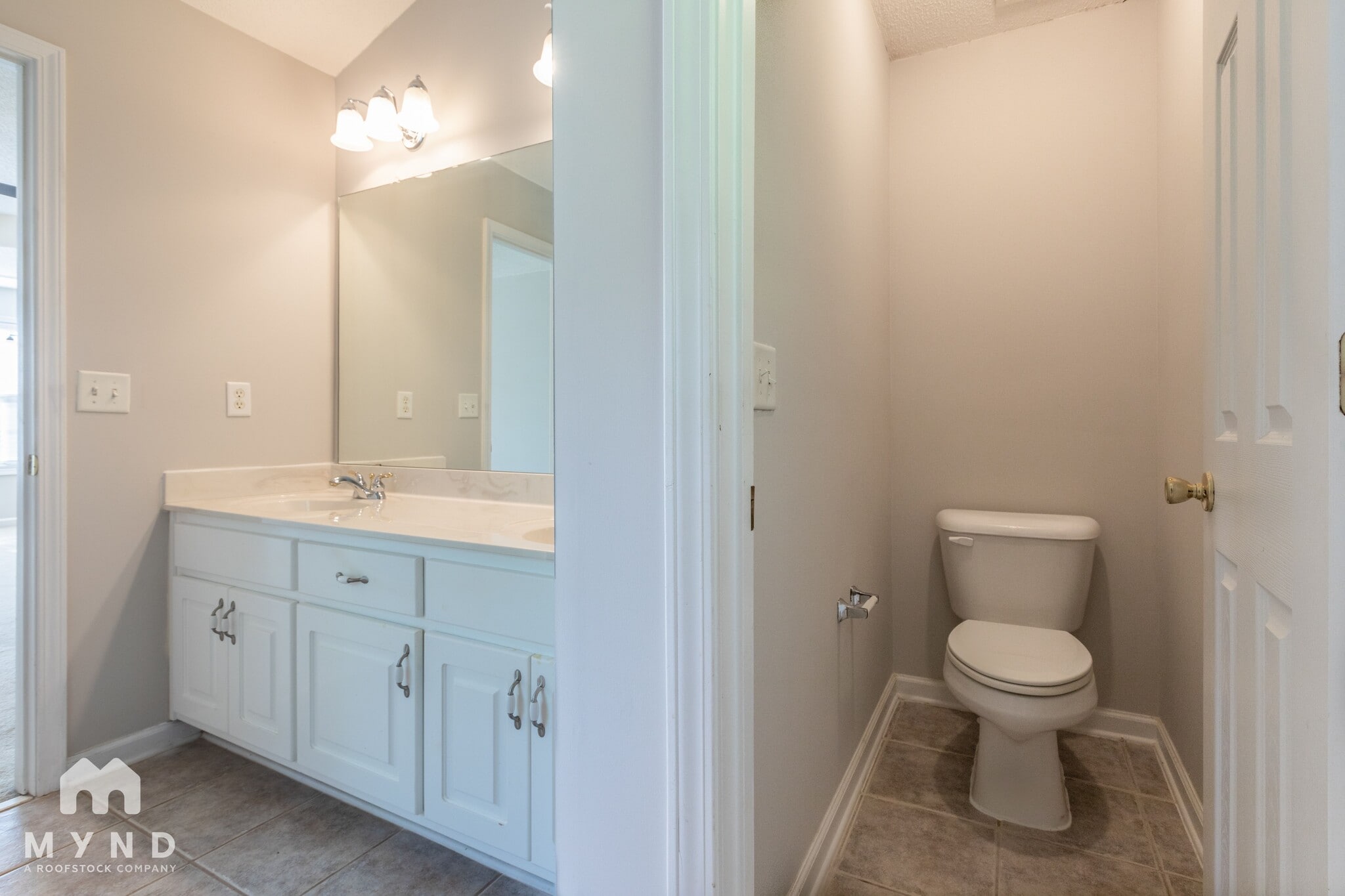 Building Photo - 432 The Gables Dr