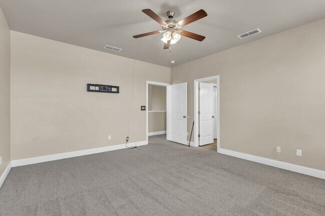 Building Photo - 1744 Boise Dr