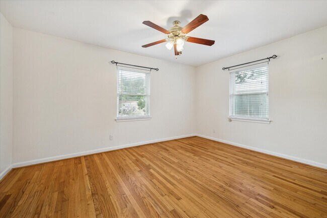 Building Photo - 1124 Springrock Ln