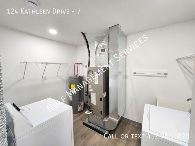 Building Photo - 124 Kathleen Dr