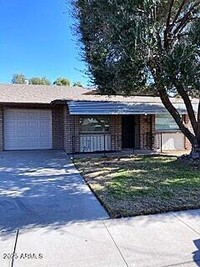 Building Photo - 9911 N 95th Dr