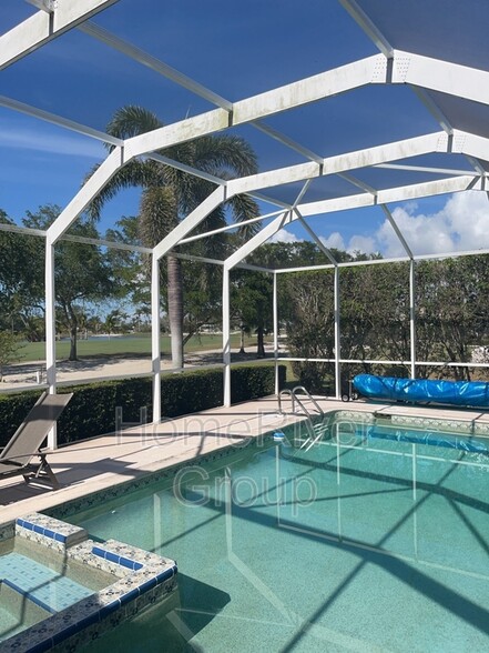 Building Photo - 1576 Jamaica Ct