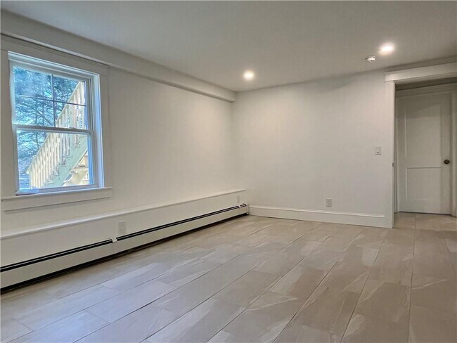 Building Photo - 45 Trout Dr
