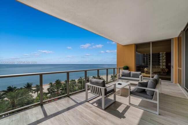 Building Photo - 17749 Collins Ave