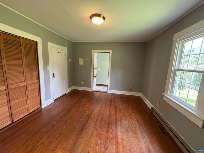 Building Photo - 85 Riverfield Farm Ln