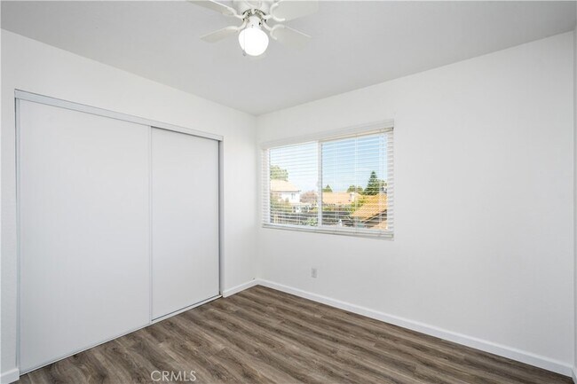 Building Photo - 8608 Oakthorn Cir