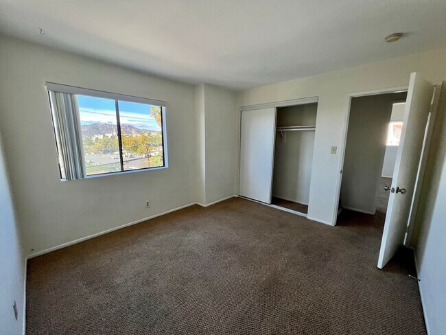Bedroom 2 - 3161 Weldon Ave