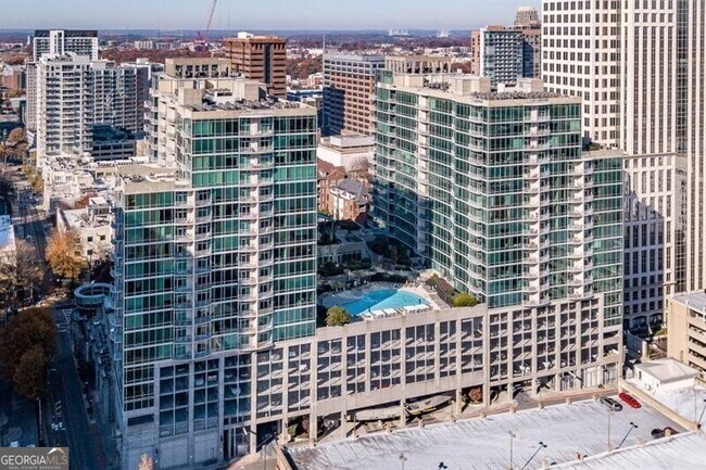 Building Photo - 923 Peachtree St NE