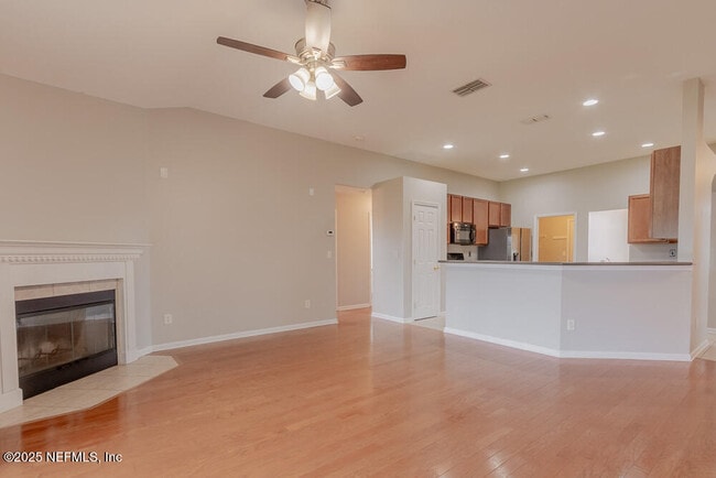 Building Photo - 3339 Burgandy Branch Dr