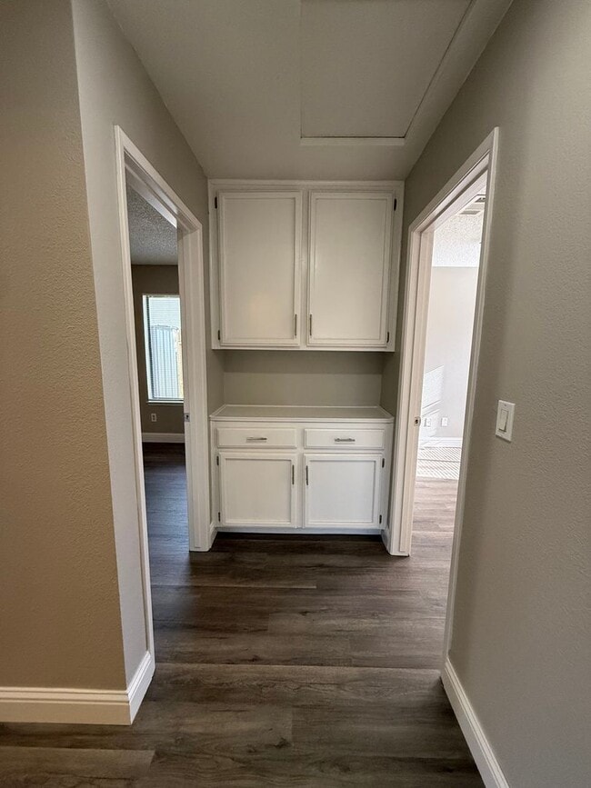 Building Photo - 4700 Wetherby Ct