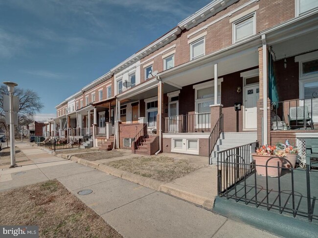 Primary Photo - 1716 Homestead St
