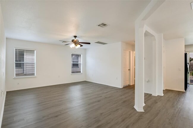Building Photo - 1628 Poppy Seed Ln