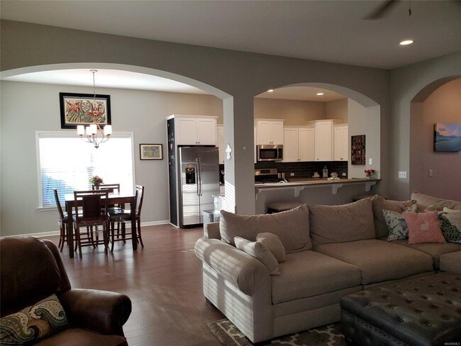 Building Photo - 9407 Cres Lodge Cir