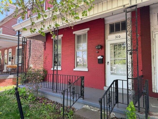 Building Photo - Beautiful Victorian Rowhome with Modern Updates – Available Now!