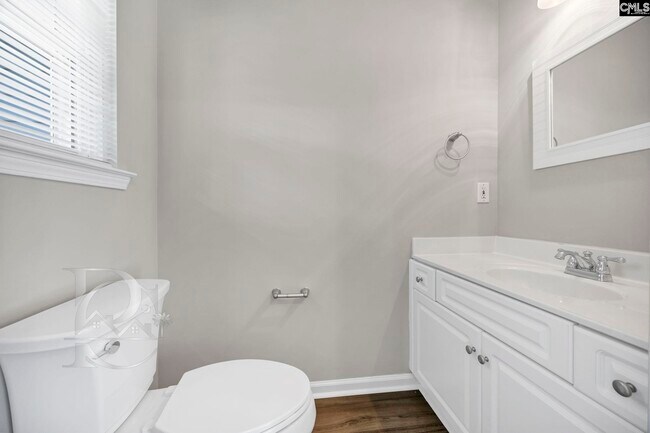 Building Photo - 1039 Glencroft Dr