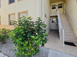 Building Photo - 15449 Bellamar Cir