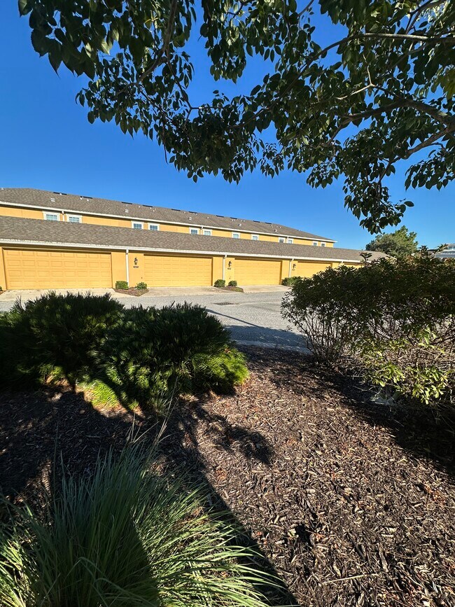 Building Photo - 15479 Sugar Citrus Dr