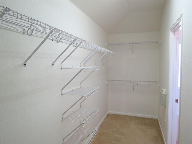 Building Photo - 12604 Linford Dr