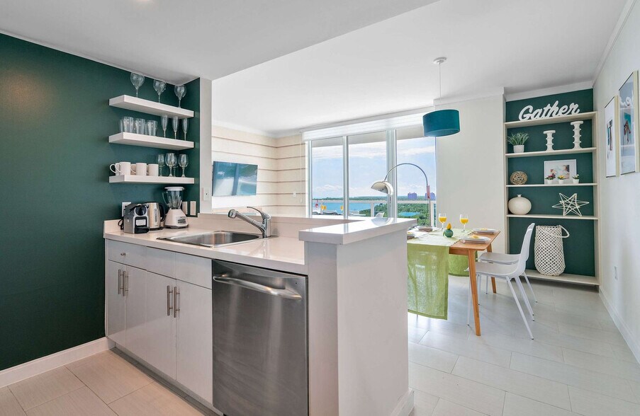 Building Photo - 2889 McFarlane Rd