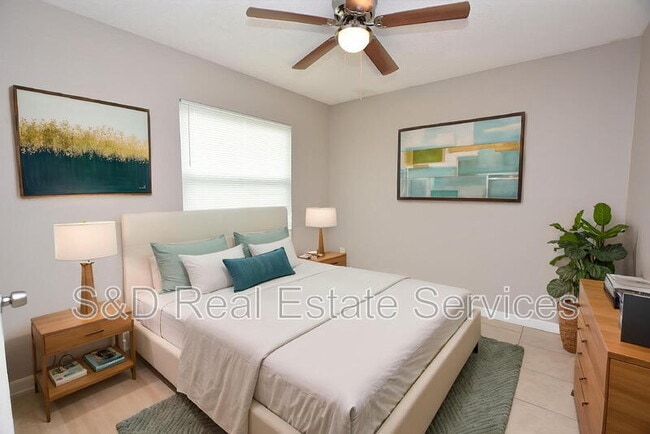 Building Photo - 1139 Mercury Dr W