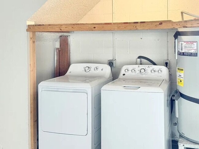 Building Photo - 8316 Via Sonoma