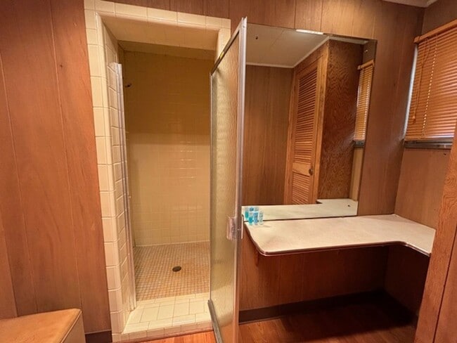 Building Photo - Furnish, Lakefront Living on Duncan Lake, Caledonia