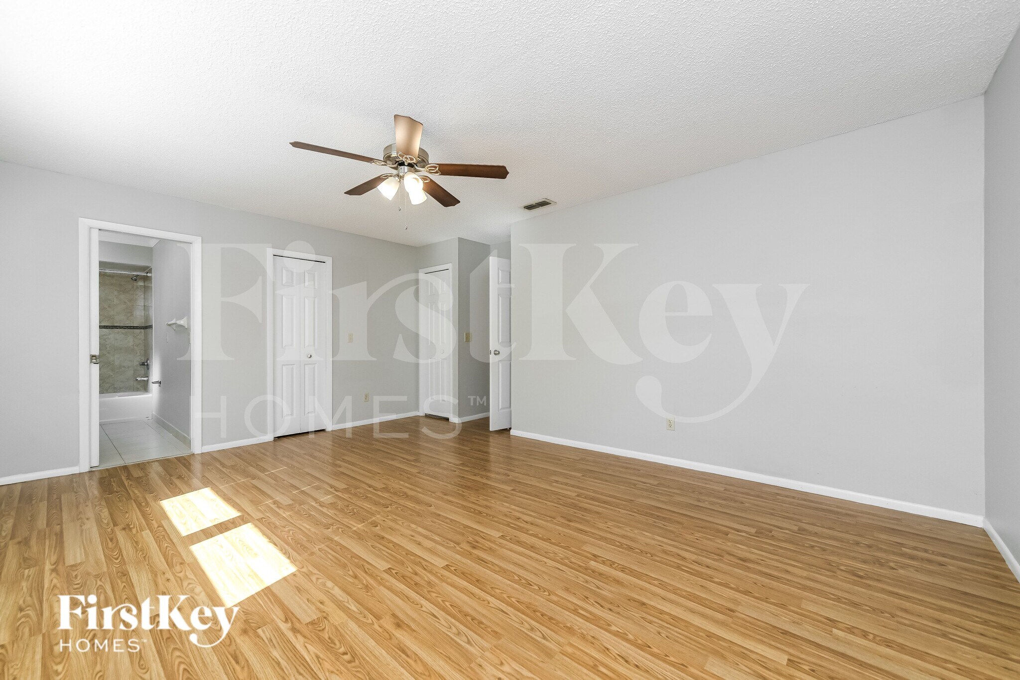 Building Photo - 7654 Balmy Ct