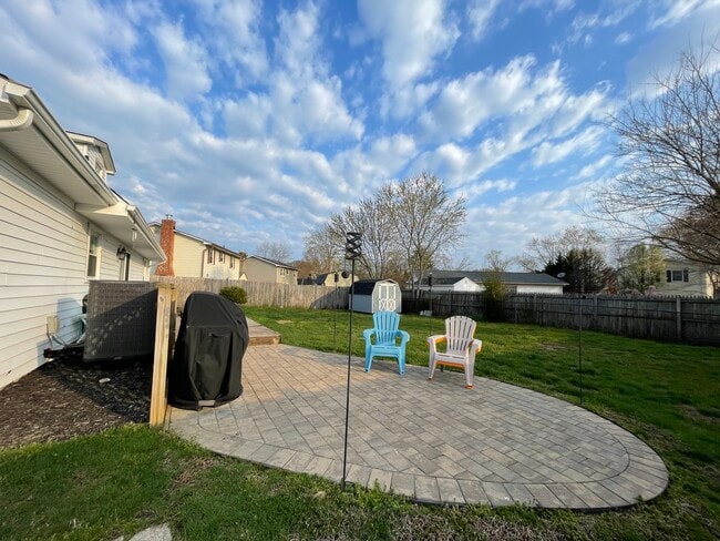 Building Photo - 6 Greystone Cir