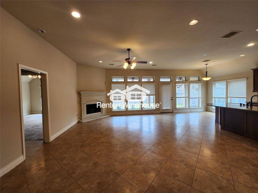 Building Photo - 27123 Bunker Bluff Ct