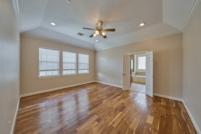 Building Photo - 2526 Bevis St