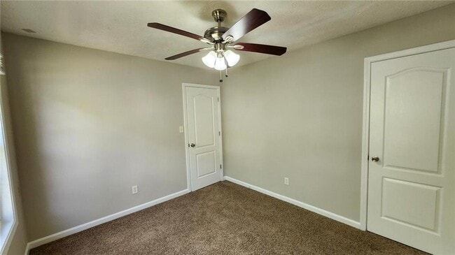 Building Photo - 3049 Winding Grove Dr