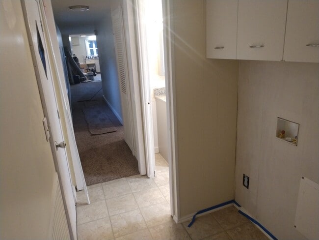 Building Photo - 203 Old Pittsburgh Rd