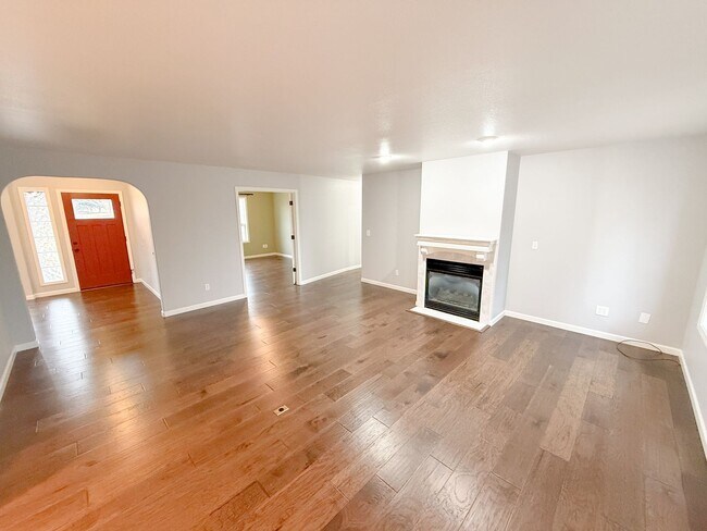 Building Photo - 4 Bedroom, 2 Bath in Pine Grove