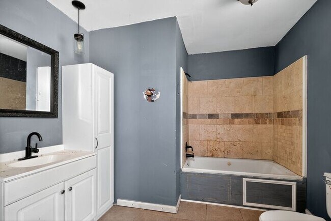 Building Photo - 322 Arlington Ave