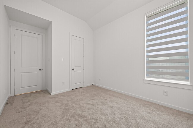 Building Photo - 5802 Reef Rdg Dr