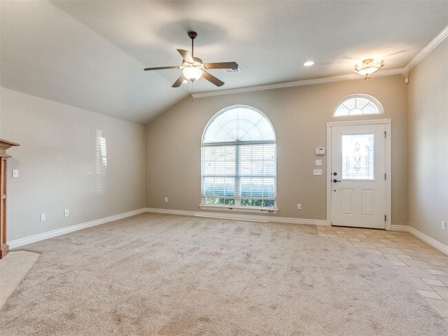 Building Photo - 3409 Valley