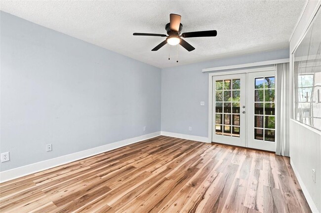 Building Photo - 380 N Bayshore Blvd