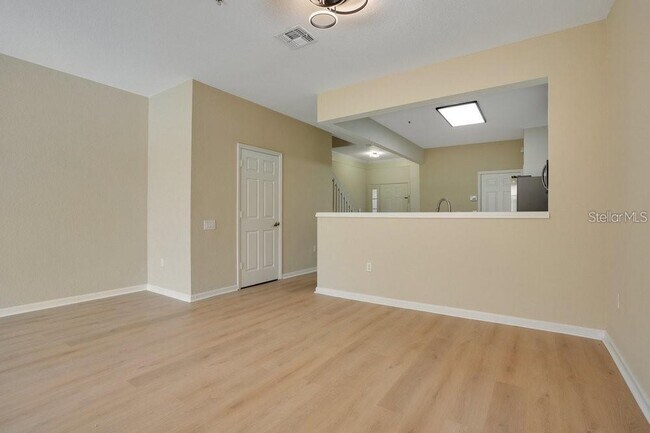 Building Photo - 3393 Shallot Dr