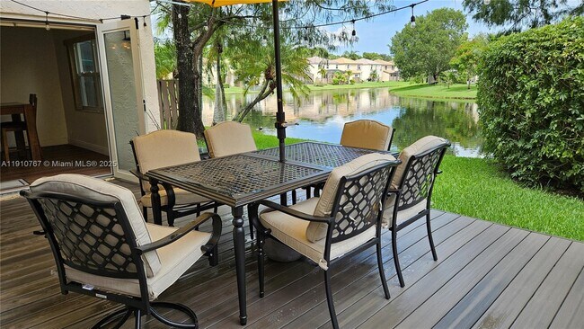 Building Photo - 1256 NW 110th Ave