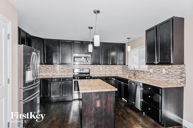 Building Photo - 678 Lost Canyon Blvd