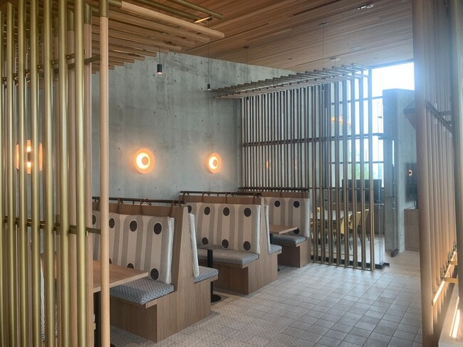 Building Photo - 3-Bedroom Home with Solar Panels & Smart Home Features in Valencia!