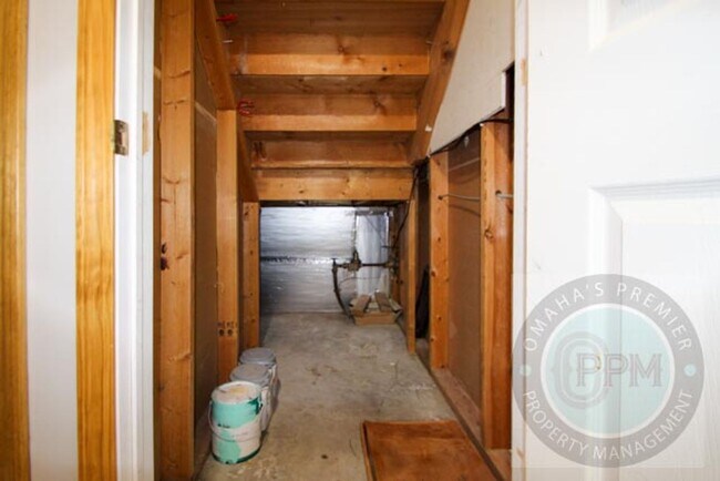 Building Photo - Beautiful 3Bd/2Ba home in Omaha, NE | Finished Basement!