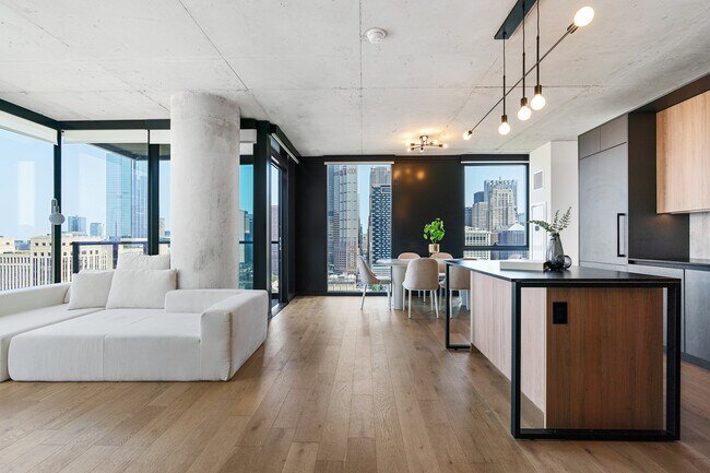 Building Photo - 234 W Polk St