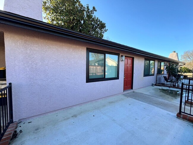 Building Photo - 22221 I St