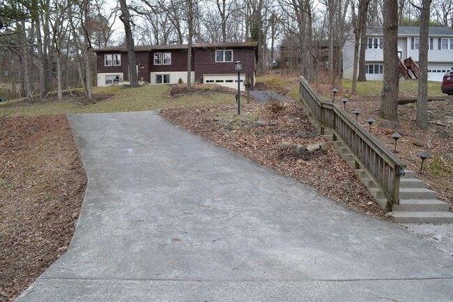 Building Photo - 1812 Gardenspring Dr