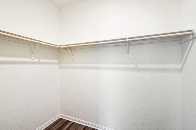 Building Photo - 191 Light Timber Rd