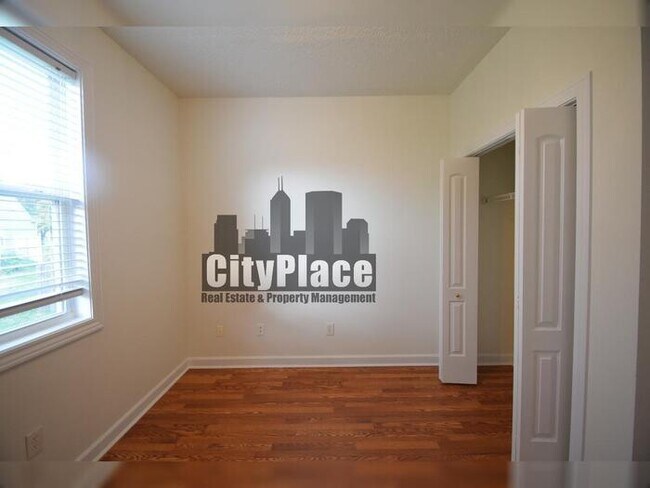 Building Photo - 1750 Buckeye Ct