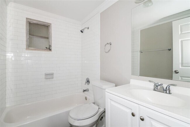 Building Photo - 5537 Quist Dr